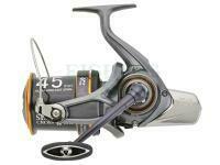 Daiwa Kołowrotek 24 Crosscast Surf 45 SCW QD
